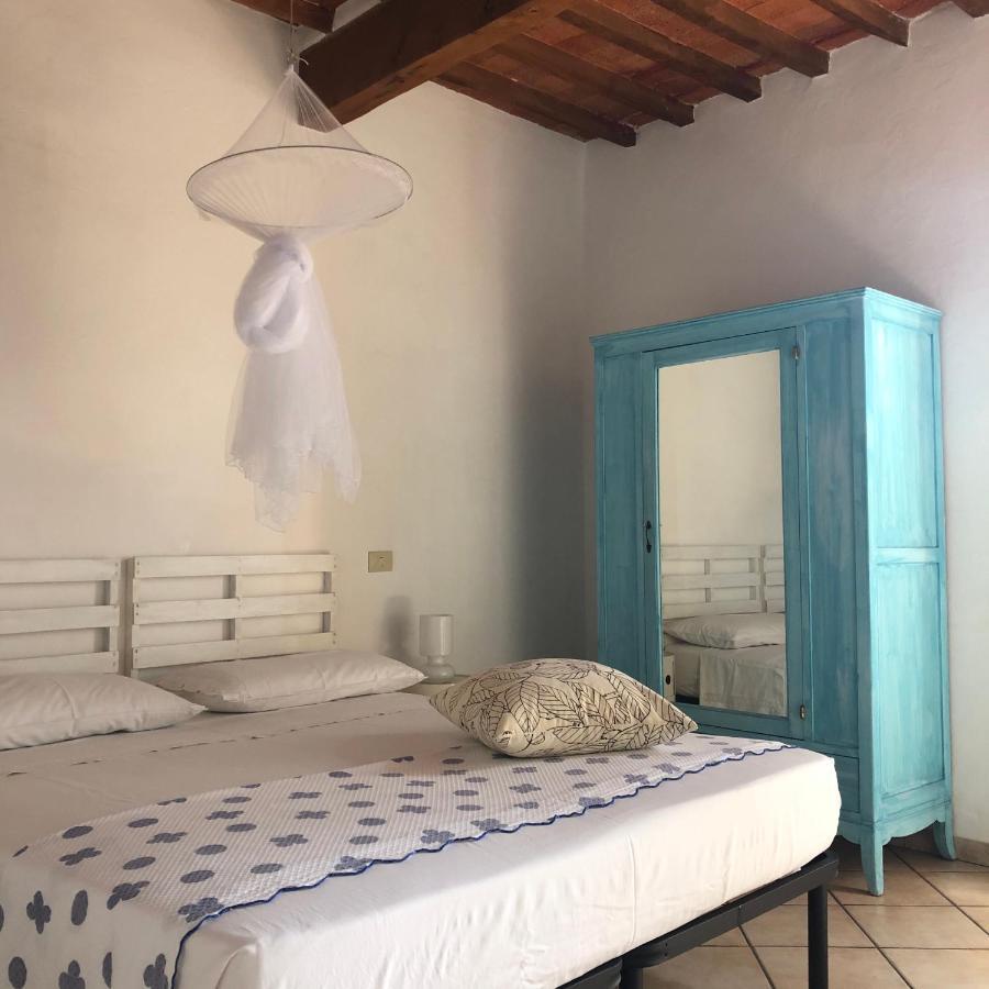 Anitta Guesthouse Кастането Кардучи Екстериор снимка