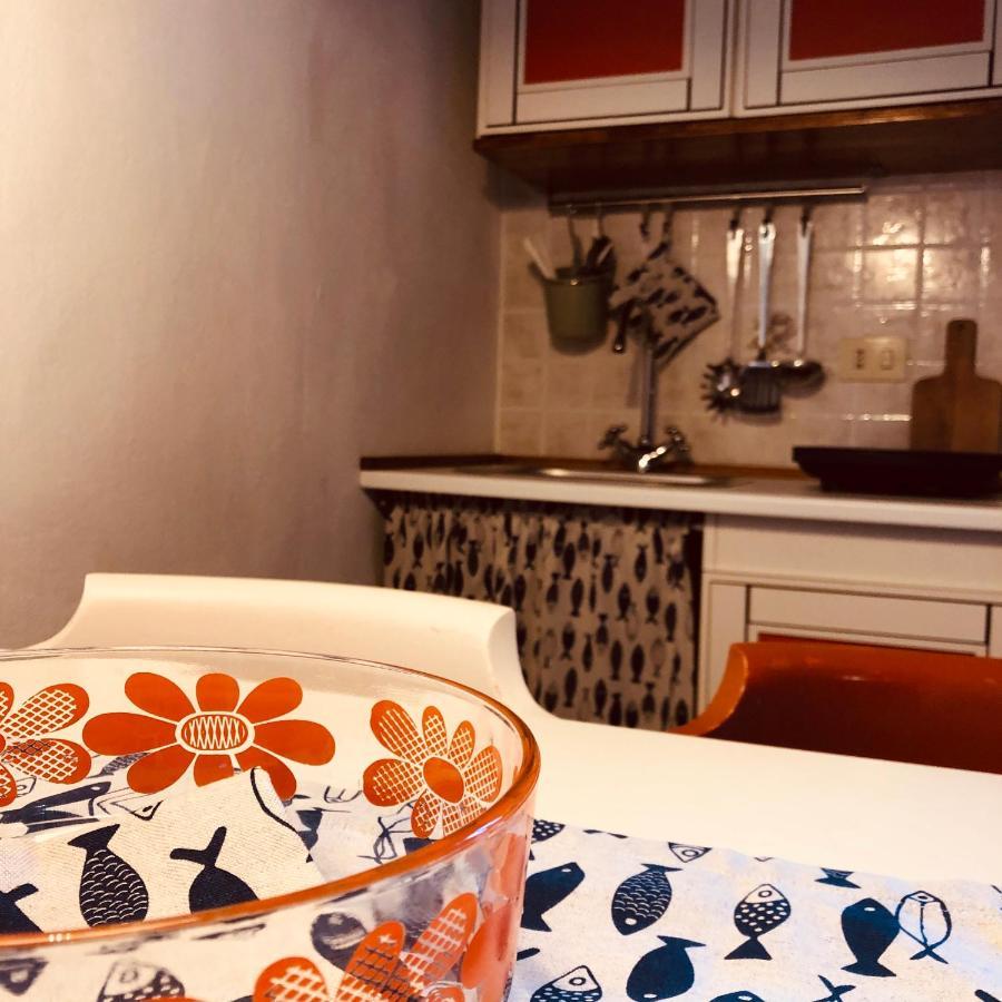Anitta Guesthouse Кастането Кардучи Екстериор снимка